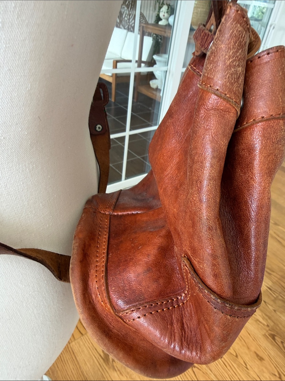 Vintage Brown Leather Drawstring Backpack - Picture 7 of 16